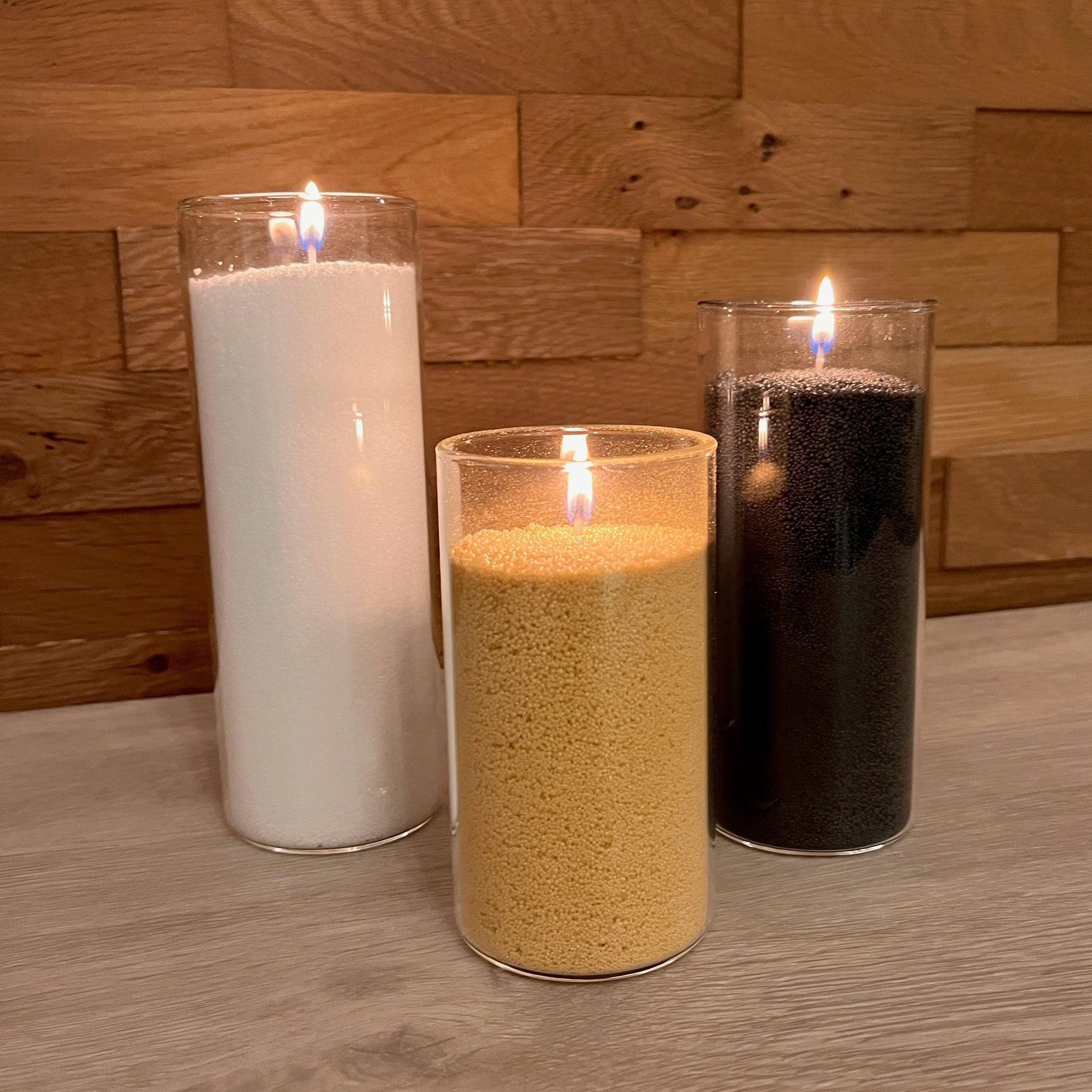 Candele fai da te realizzate con Perle Bianche, oro e nere